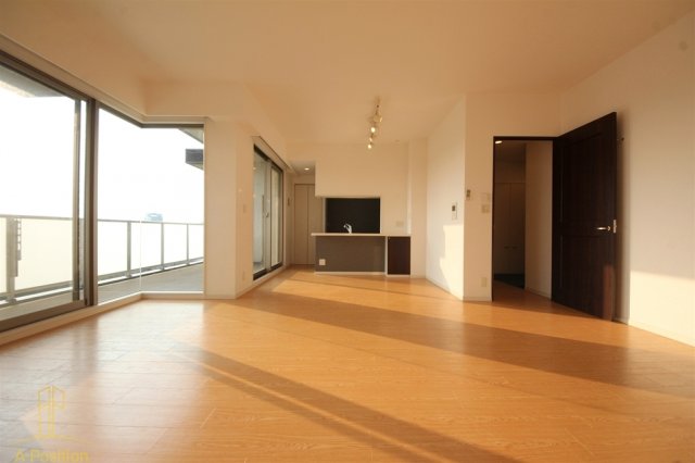 居室・リビング　レジュールアッシュ福島