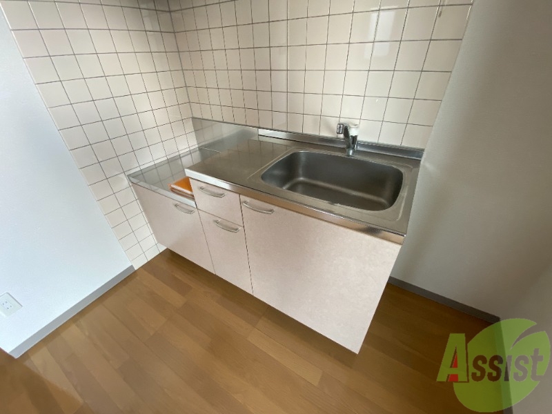 キッチン　キッチンはこちら。シンクが広いので洗い物もしやすそう。