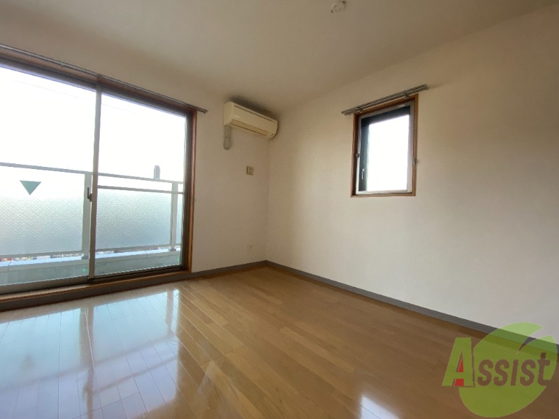 居室・リビング　広くてキレイなＬＤＫが広がっていて、充実した生活が送れそう