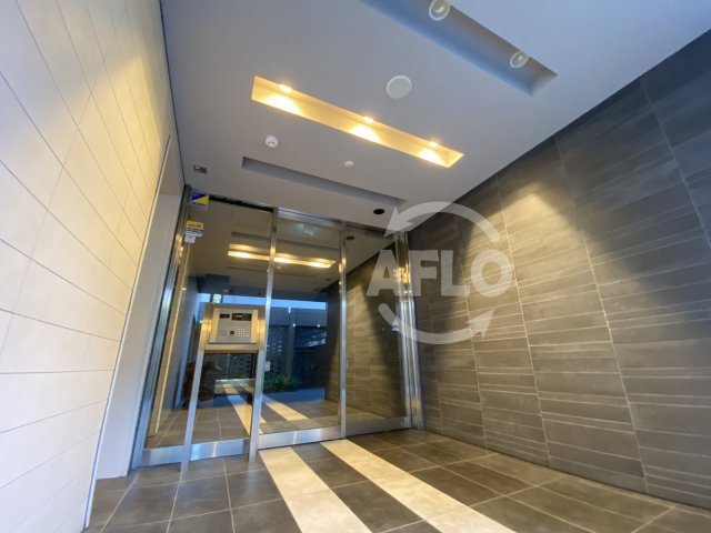 ロビー　Y s　Court東梅田（ワイズコートヒガシウメダ）　ロビー