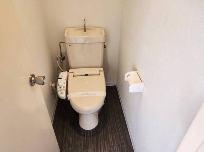 トイレ　図面と現状に相違がある場合には現状を優先