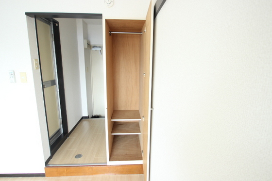 収納　※別部屋の写真です