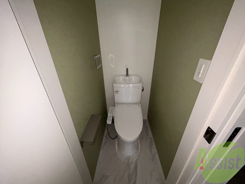 トイレ　ウォッシュレット機能の付いたトイレがございます。