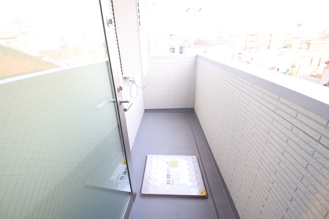 バルコニー　※別室の参考写真の為、現況優先です。