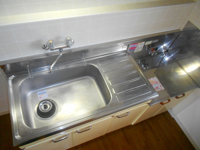 キッチン　同物件別部屋参考写真