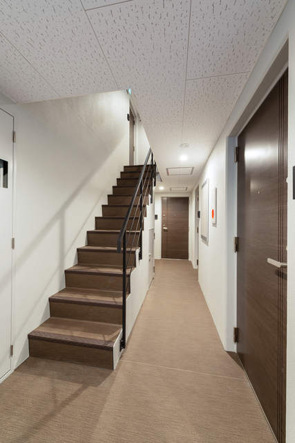 その他　１Ｆ階段廊下