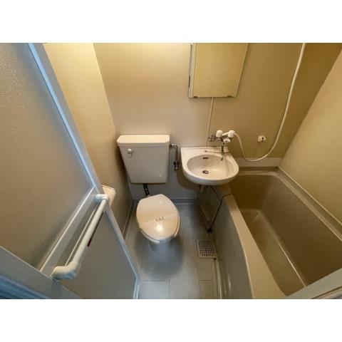 バス・シャワールーム