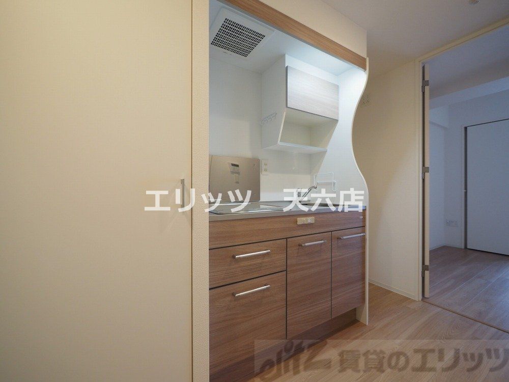 キッチン　収納