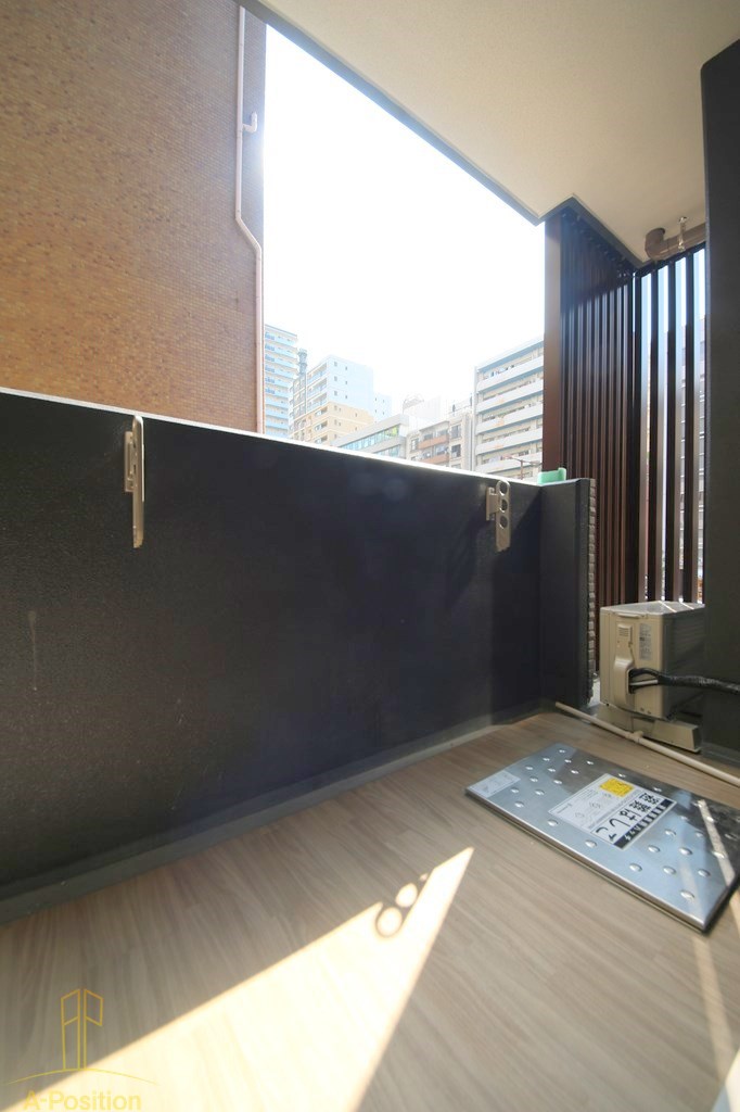 バルコニー　LaDouceur谷町