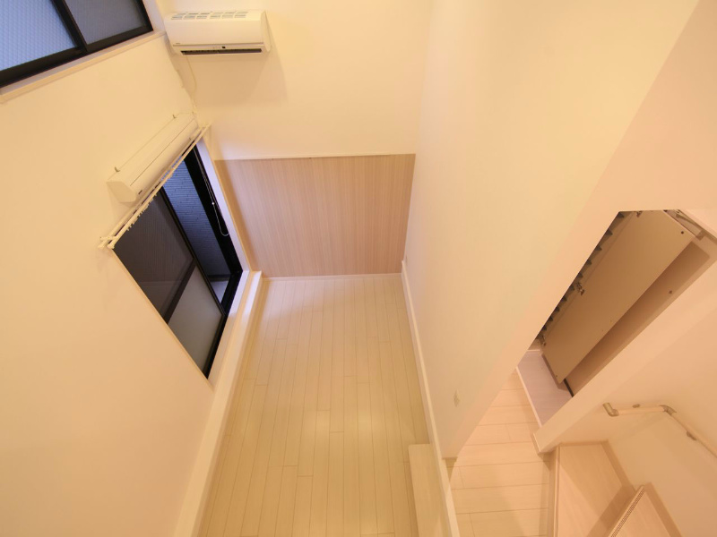 その他　洋室5帖　アンダーロフト5.2帖（収納でも部屋でも使えます）