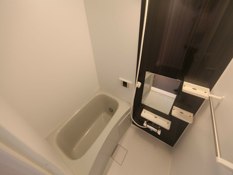 バス・シャワールーム　追い焚き　オートバス機能付バスルーム