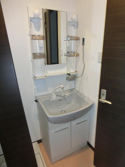 洗面設備　嬉しい独立洗面台