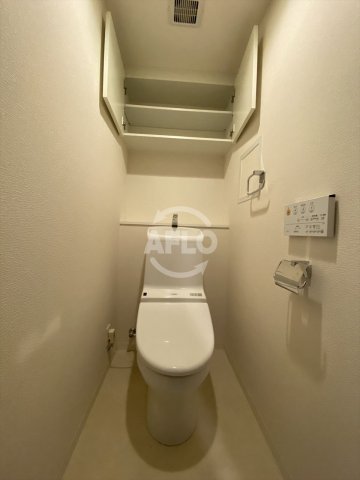 トイレ　エステムプラザ大手前エヴァース　温水洗浄便座