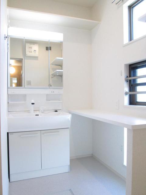 洗面設備　洗面所