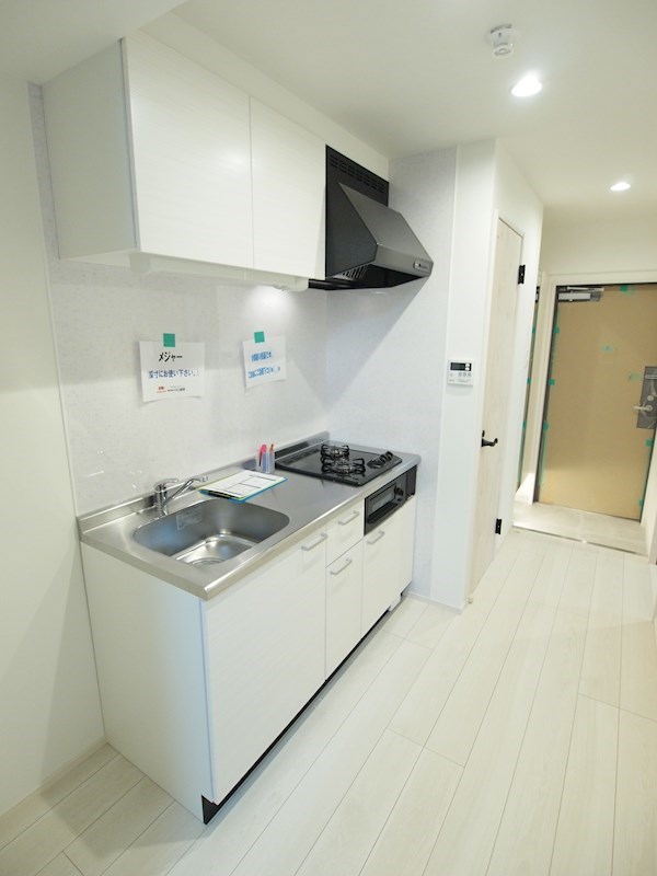 キッチン　システムキッチン。