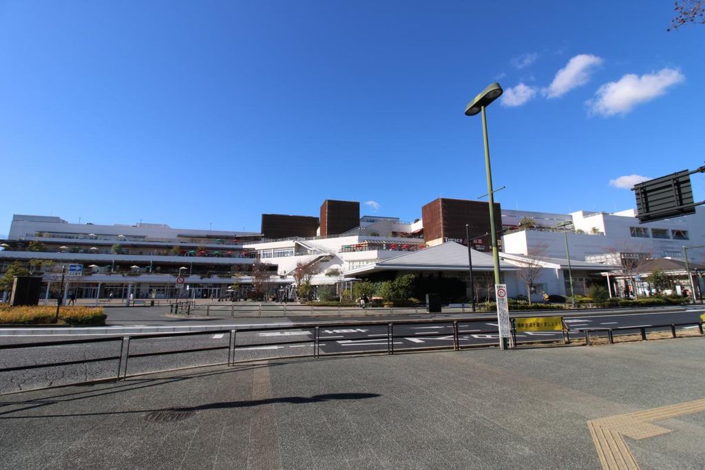 ショッピングセンター　テラスモール湘南（ショッピングセンター）まで1750m