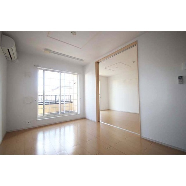 居室・リビング　内装写真は全て２０４にて撮影