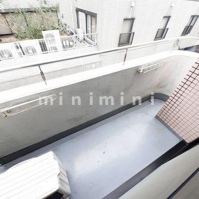 バルコニー　※写真は別号室のものですので現状優先とさせていただきます