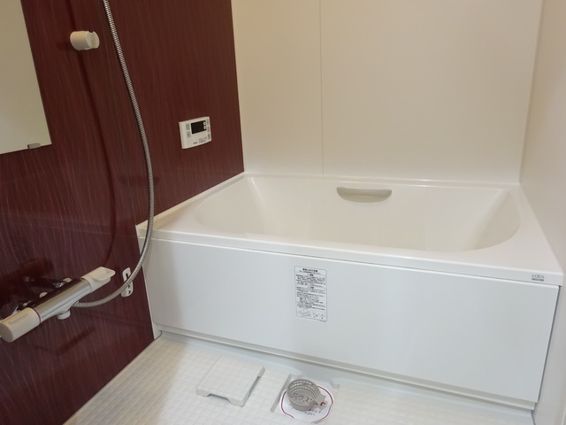 バス・シャワールーム　追焚付きバスルーム