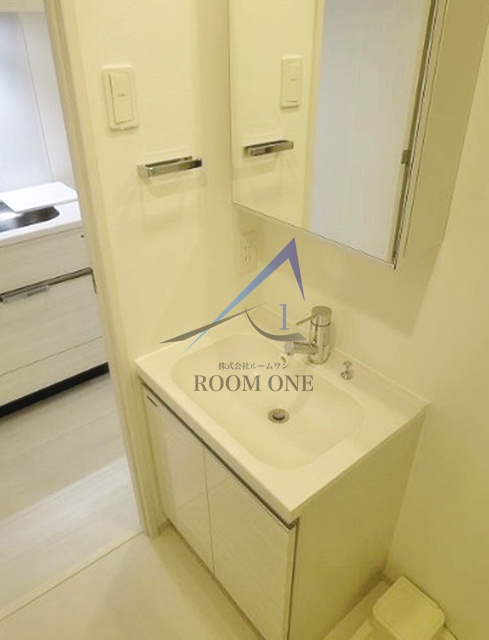 洗面設備　洗面台です。