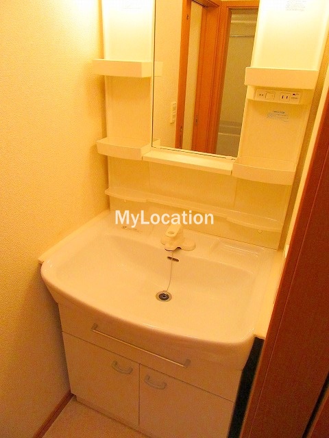 洗面設備　☆嬉しい独立洗面台です☆