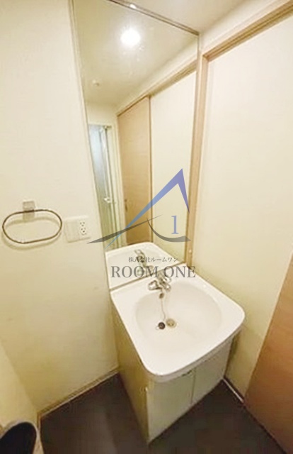 洗面設備　独立洗面台です。