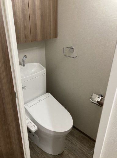 トイレ　写真は同タイプ住居です。