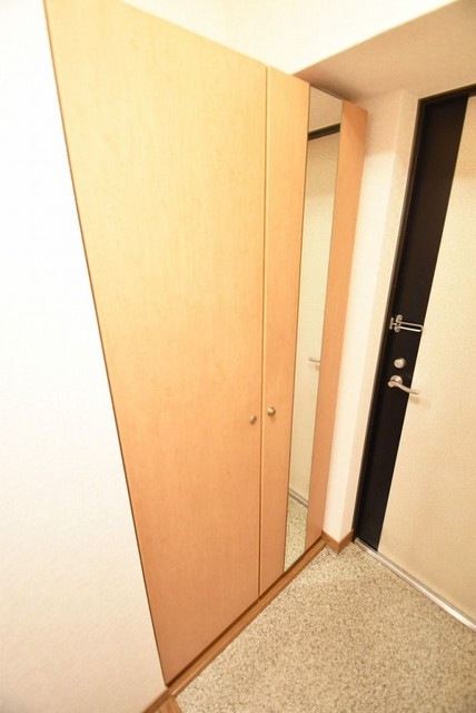 玄関　※別のお部屋の写真になります。