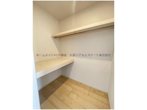 収納　同建物別号室！嬉しい！大きなクローゼット！らくらく♪
