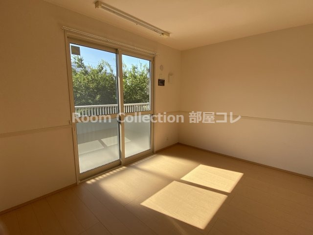 バルコニー　※同物件他部屋写真 反転の場合有