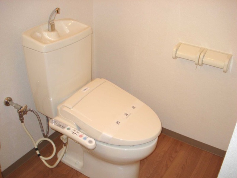 トイレ　図面と現状に相違がある場合には現状を優先