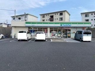 コンビニ　ファミリーマート周南周陽町店（コンビニ）まで332m