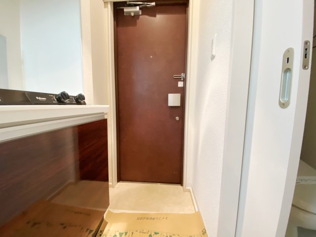 玄関　別号室の参考写真です。