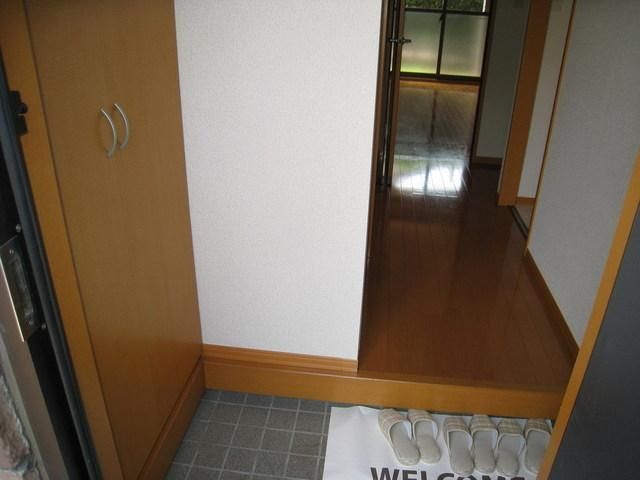 玄関　★お問い合わせはタウンハウジングまで★