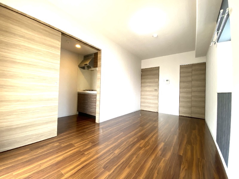 居室・リビング　広々としたお部屋です。