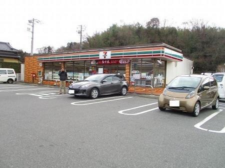 コンビニ　コンビニ（コンビニ）まで900m