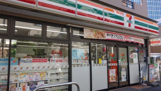 コンビニ　セブンイレブン世田谷玉川2丁目店（コンビニ）まで118m