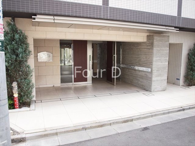 エントランス　《見学予約受付中》人気のシリーズ型分譲賃貸マンション