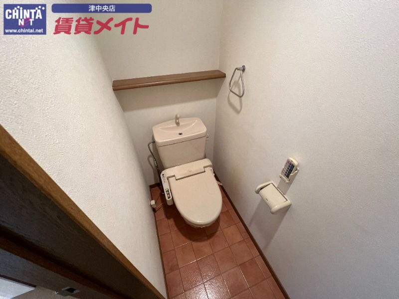 トイレ　別部屋画像参考
