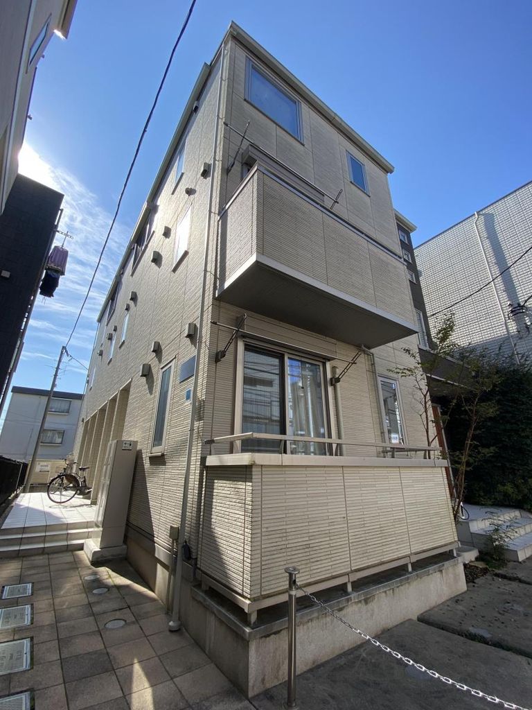 建物外観　★お部屋探しはタウンハウジング稲田堤店まで★
