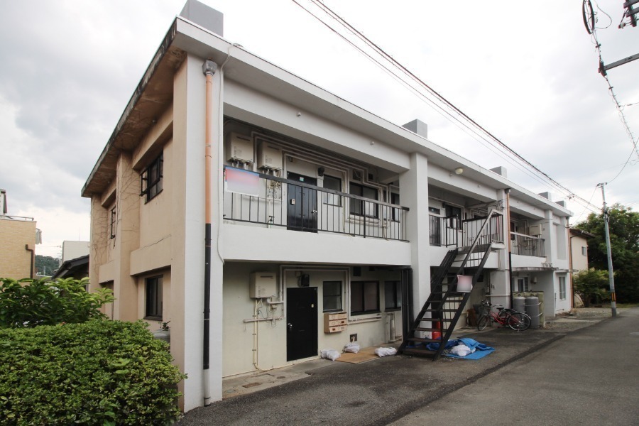 建物外観　2階建