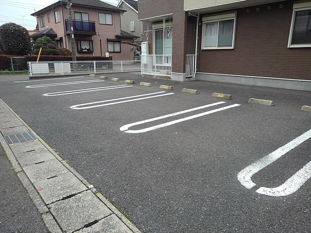 駐車場　駐車スペースもあります