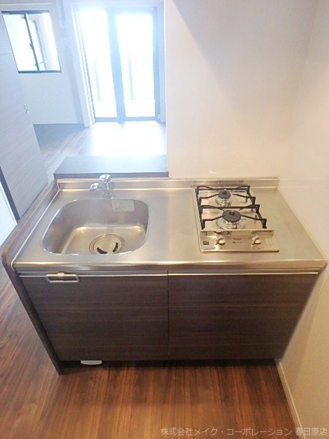 キッチン　写真は同型タイプ