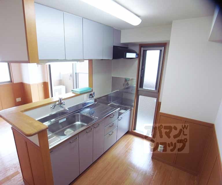 キッチン　カウンターキッチンです。