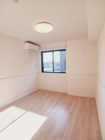 その他部屋・スペース　明るい色調の室内です