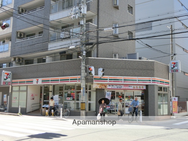 コンビニ　セブンイレブン（コンビニ）まで120m