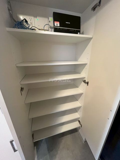 収納
