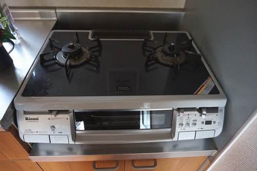 キッチン　2口コンロ付き♪