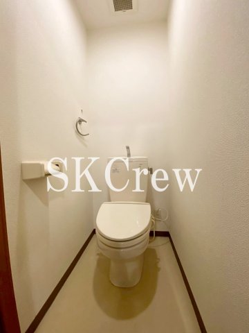 トイレ　落ち着いたトイレです