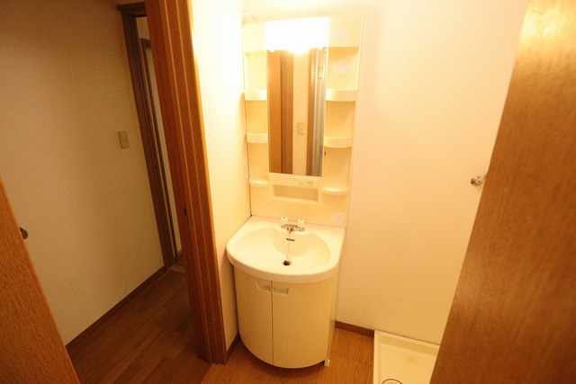 洗面設備　※別部屋参考写真・現況優先※